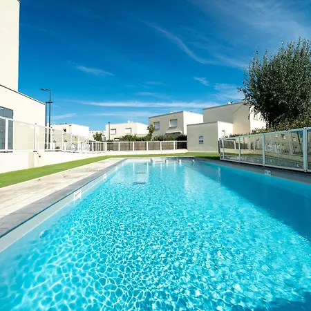 Βίλα In Plage With Pool *