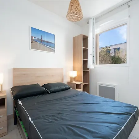In Plage With Pool Βίλα *